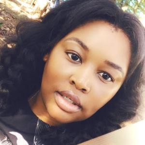 Meet your Posher, Ebony